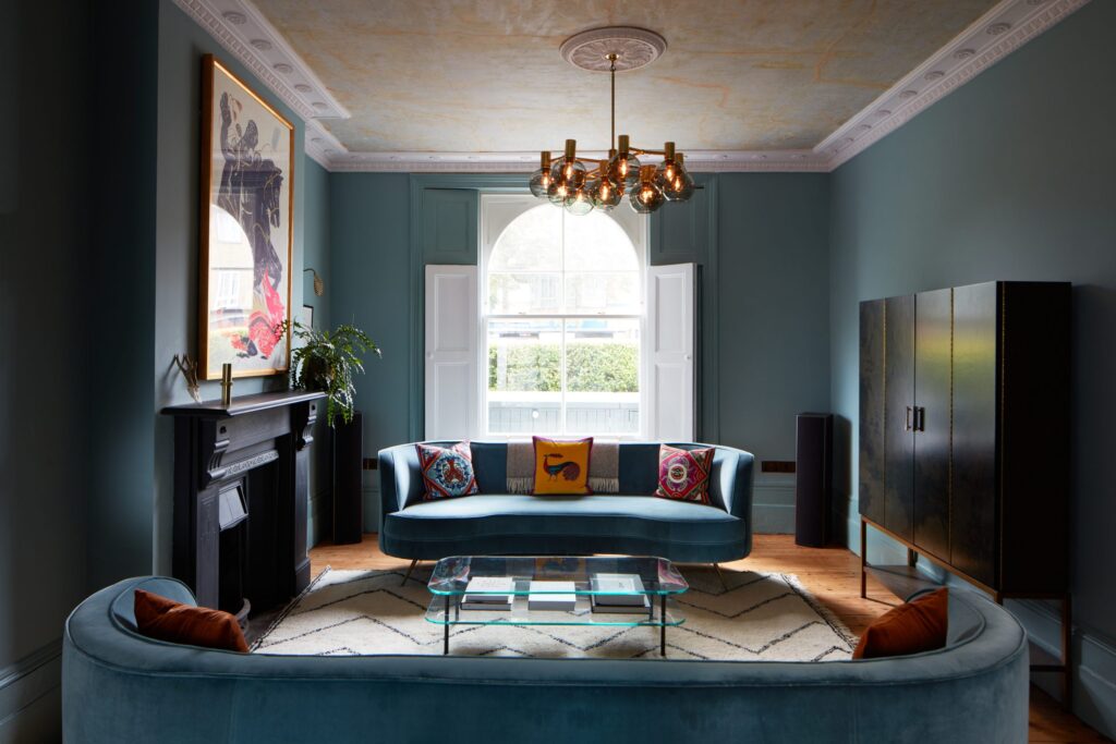 Queensbridge Road, photo 1
